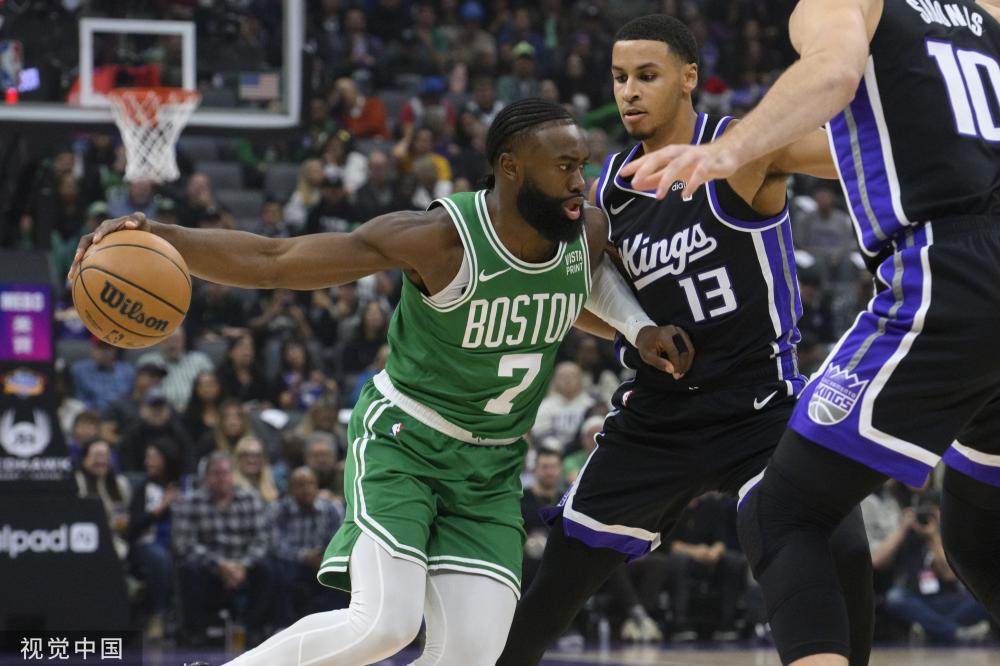 同紀錄片中 同紀錄片中